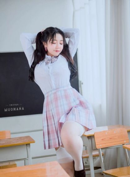 娇小亚洲人被黑人_BD英语全集免费播放