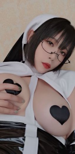 法国艳妇_BD英语完整视频观看